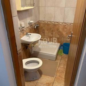 Dalmacija, Tribunj, 1s+db, 104m2, terasa