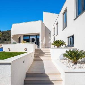 DALMACIJA, TROGIR - Luksuzna vila s bazenom