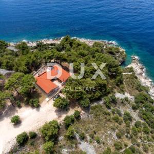 DALMACIJA, TROGIR - Privatna oaza uz plažu
