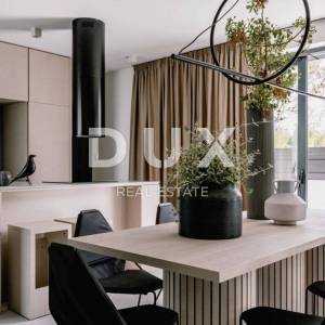 DALMACIJA, VODICE – Arhitektonsko remek djelo samo 350m od mora