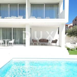 DALMACIJA, ZADAR - Luksuzan hotel na top lokaciji 