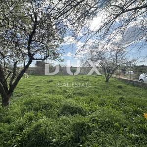 DIKLO, CERODOLE - Zemljište 1000m² sa objektom