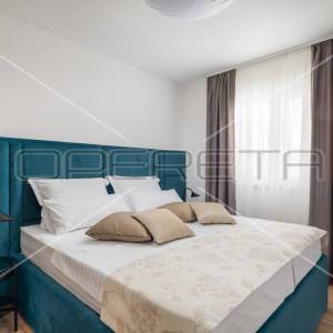 Dizajnerska vila 1. red do mora, 407 m2, Marina kraj Trogira                    