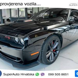 Dodge Challenger 5.7 HEMI Aut. 377 KS, KAM+XEN+GR SJED+TEM+NAVI