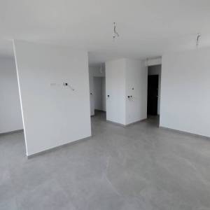 Dramalj, 1.kat,  126m2, parking, 300 m od mora S3