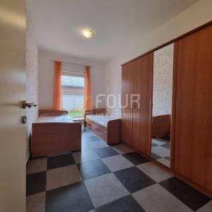 Dražice, 77.70m2, u naravi stan 2s+db, lođa
