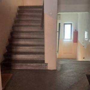 DUGA RESA: CENTAR 1-S, 30 m2, 1 kat, novouređen, klima, namješten (prodaja)