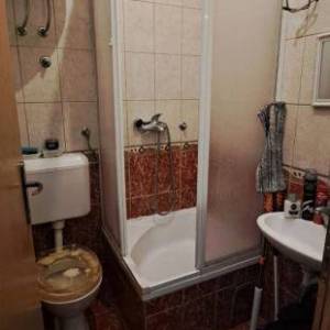 DUGA RESA: CENTAR 1-S, 30 m2, 1 kat, novouređen, klima, namješten (prodaja)
