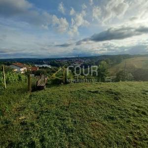 Duga Resa, građevinsko zemljište s pogledom na Mrežnicu