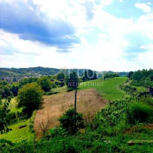 Duga Resa, građevinsko zemljište s pogledom na Mrežnicu