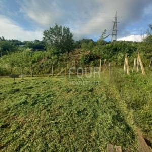 Duga Resa, građevinsko zemljište s pogledom na Mrežnicu
