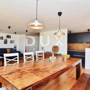 DUGI OTOK - Moderna prizemnica 100m od mora
