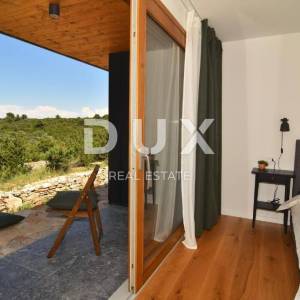 DUGI OTOK - Moderna prizemnica 100m od mora