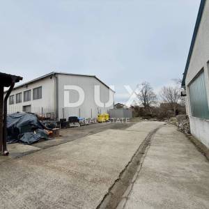 DUGO SELO, LUKARIŠĆE - prostrana poslovno-stambena kuća 330m2 + okoliš 800m2