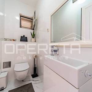 Dvije jedinice prvi red do mora, terasa i vrt, Korčula