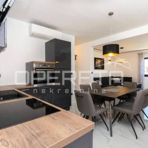 Dvodobni stan+ studio apartman, Srima, 50m od mora!