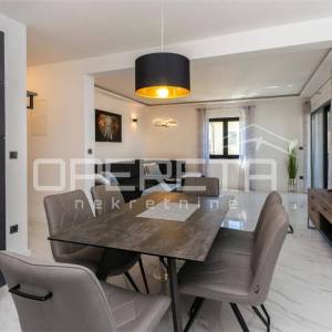 Dvodobni stan+ studio apartman, Srima, 50m od mora!