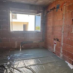 Dvodsoban stan u prizemlju na Medulinskoj. S1