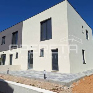 Dvojna kuća, S2, 148,80m2- novogradnja Srima