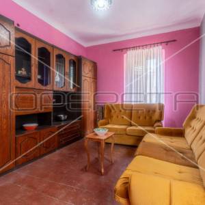 Dvosoban stan od 69 m2 u samom centru Pule