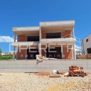 Dvosoban stan u prizemlju, novogradnja Vodice