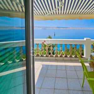 EKSKLUZIVNO: 9 APARTMANA 10 m OD MORA (1. RED) 