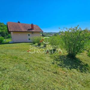 EKSKLUZIVNO: CVETLIN, 2 km OD GRANICE SA SLOVENIJOM! 