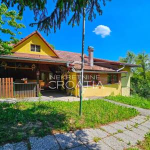 EKSKLUZIVNO, DONJA VOĆA, PRIZEMNICA
