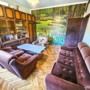 EKSKLUZIVNO: PRILIKA, PRIZEMNICA SA 160 m2 TLOCRTNO!