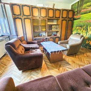 EKSKLUZIVNO: PRILIKA, PRIZEMNICA SA 160 m2 TLOCRTNO!