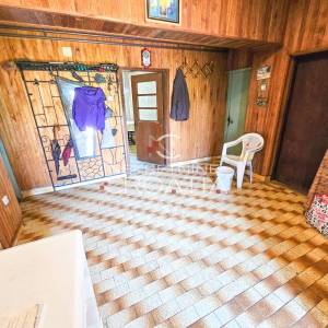 EKSKLUZIVNO: PRILIKA, PRIZEMNICA SA 160 m2 TLOCRTNO!