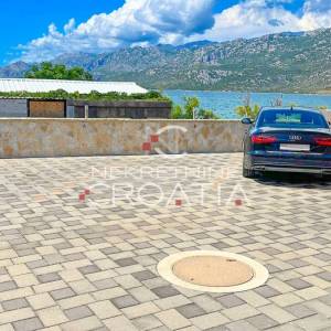 EKSKLUZIVNO, ROVANJSKA, 50 m OD PLAŽE