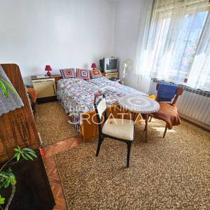 EKSKLUZIVNO, VARAŽDIN, KUĆA SA PREDIVNIM DVORIŠTEM!