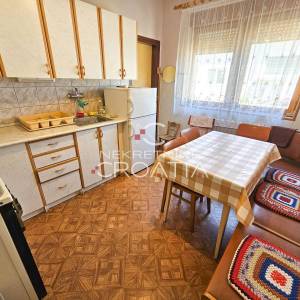 EKSKLUZIVNO, VARAŽDIN, KUĆA SA PREDIVNIM DVORIŠTEM!