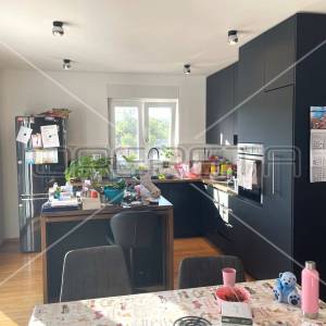 Energetski efikasna kuća uz more u Vrbniku, 139 m2, otok Krk