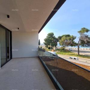 Fažana ! Prvi red do mora i plaže!