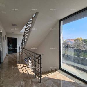 Fažana ! Prvi red do mora i plaže!