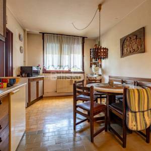 Ferenščica, trosoban stan, 80 m2 + spremište, tramvaj zona