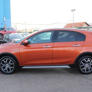 Fiat Tipo 1.0 Cross *LED, NAVIGACIJA, KAMERA*