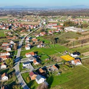 Fijanova , Jakovlje, 524,00 m2, 23.900,01 EUR