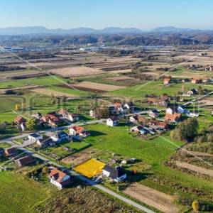 Fijanova , Jakovlje, 524,00 m2, 23.900,01 EUR