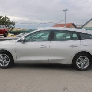 Ford Focus Karavan 1.0 Ecoboost *LED, NAVIGACIJA, KAMERA*