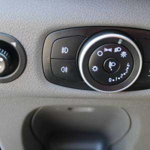 Ford Transit 2.0 TDCi KUTIJA + RAMPA