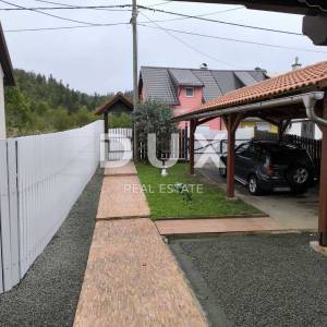 FUŽINE, Belo selo - predivna kuća s okućnicom