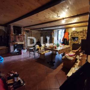 GORSKI KOTAR, BEGOVO RAZDOLJE - kuća s apartmanima i ugostiteljskim objektom