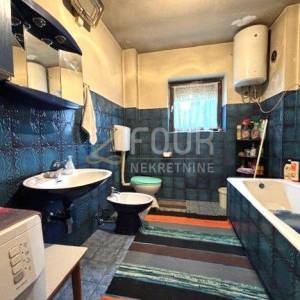 Gorski Kotar, Brod Moravice, samostojeća kuća, 300m2