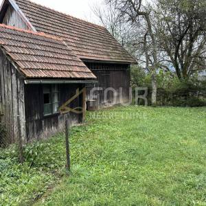 Gorski kotar, Brod Moravice, samostojeća kuća 120m2, okućnica
