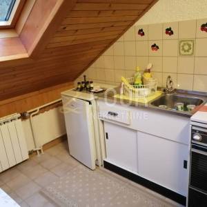 Gorski kotar, Brod na Kupi, kuća 400m2 s velikom okućnicom