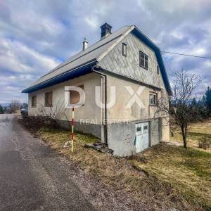 GORSKI KOTAR, ČABAR-Prostrana kuća s zemljištem 7166 m2 s velikim potencijalom za turizam