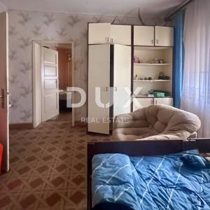GORSKI KOTAR, ČABAR-Prostrana kuća s zemljištem 7166 m2 s velikim potencijalom za turizam